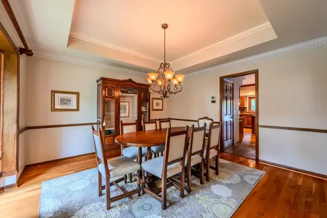 391 Dupahze Street Naperville IL 60565