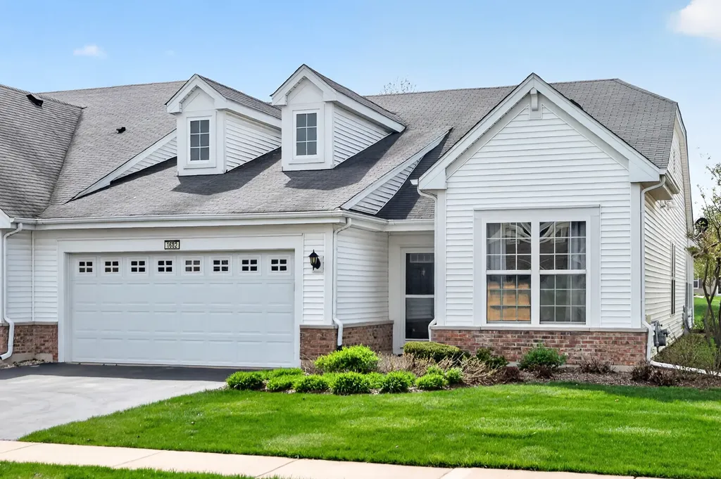 1682 Francis Drive Pingree Grove IL 60140