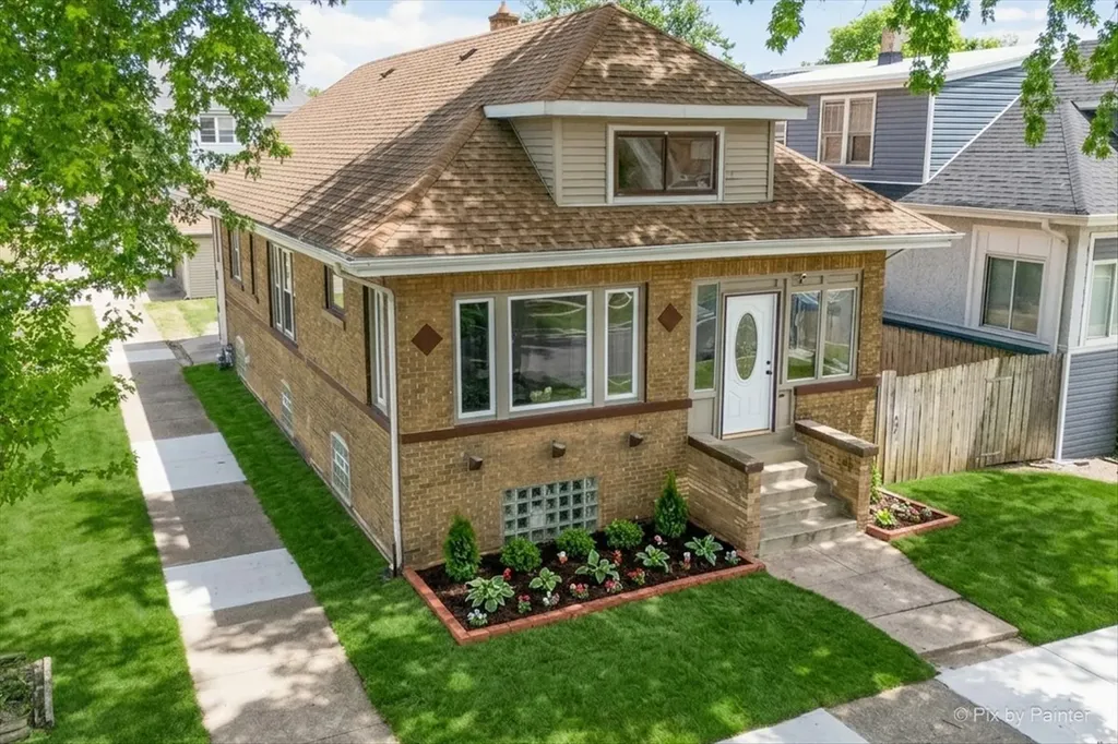 401 23RD Avenue Bellwood IL 60104