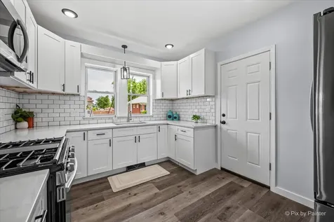401 23RD Avenue Bellwood IL 60104