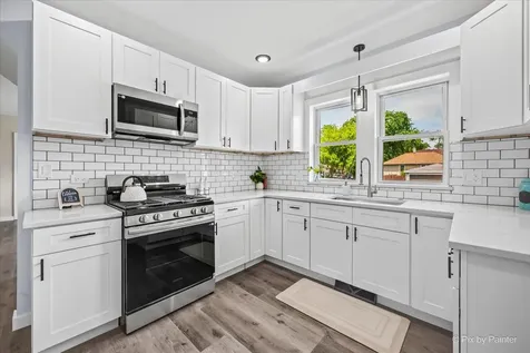 401 23RD Avenue Bellwood IL 60104