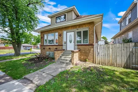 401 23RD Avenue Bellwood IL 60104