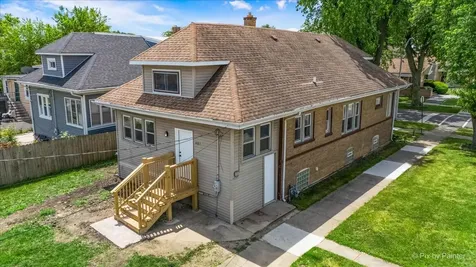 401 23RD Avenue Bellwood IL 60104