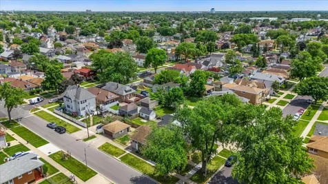 401 23RD Avenue Bellwood IL 60104