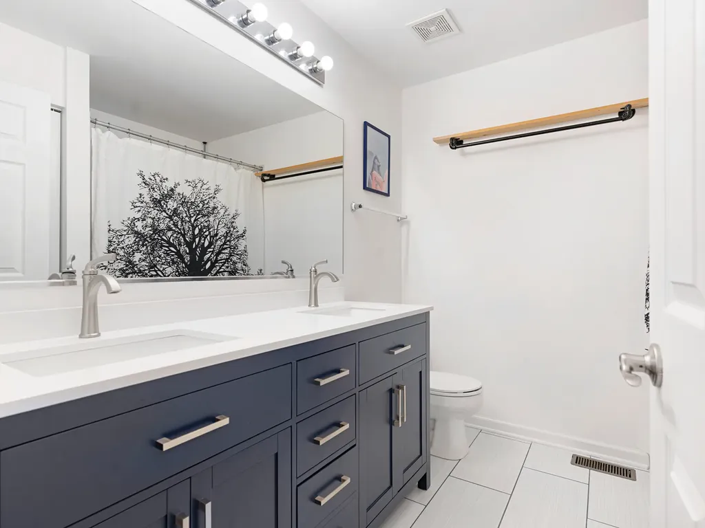 2751 Mcclennan Court Naperville IL 60563