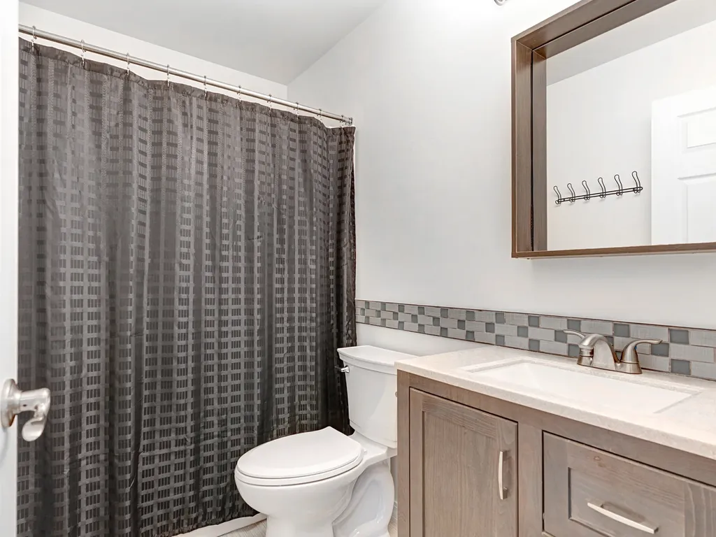 2751 Mcclennan Court Naperville IL 60563