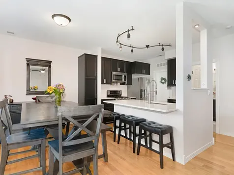 2751 Mcclennan Court Naperville IL 60563
