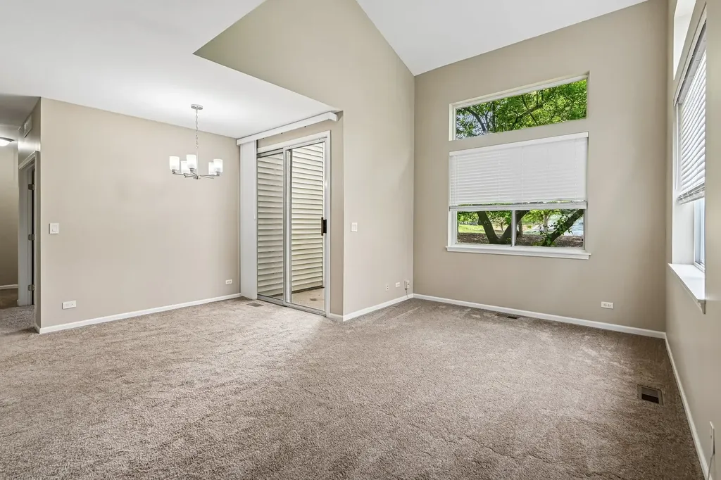 2992 Waters Edge Circle Aurora IL 60504