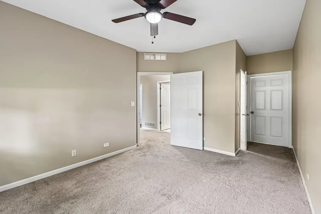 2992 Waters Edge Circle Aurora IL 60504