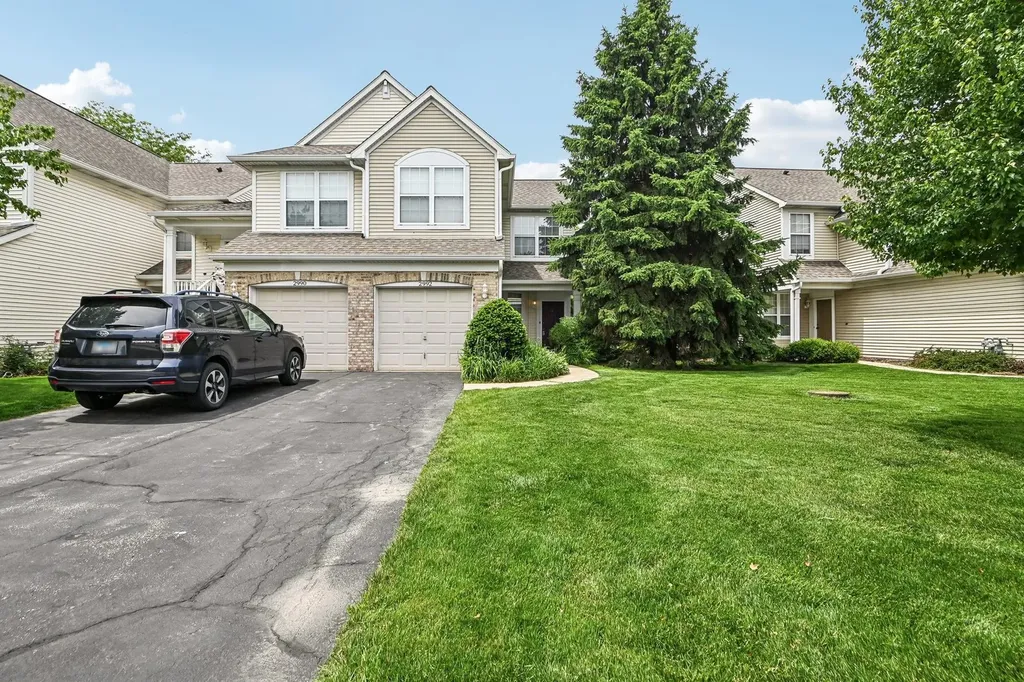 2992 Waters Edge Circle Aurora IL 60504