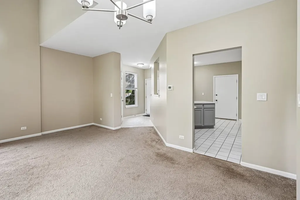 2992 Waters Edge Circle Aurora IL 60504
