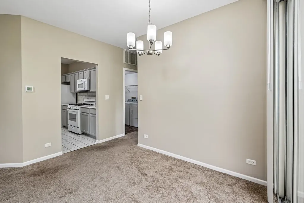 2992 Waters Edge Circle Aurora IL 60504