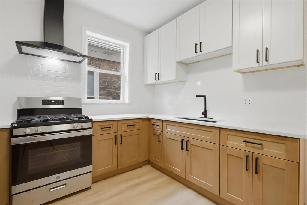 6029 South Artesian Avenue Chicago IL 60629