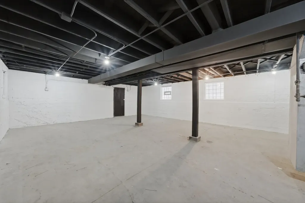 6029 South Artesian Avenue Chicago IL 60629