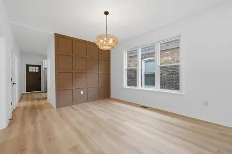 6029 South Artesian Avenue Chicago IL 60629