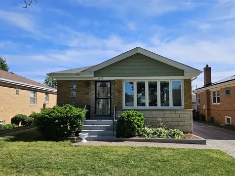 7119 West Sunnyside Avenue Norridge IL 60706