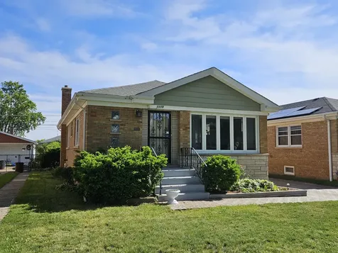 7119 West Sunnyside Avenue Norridge IL 60706