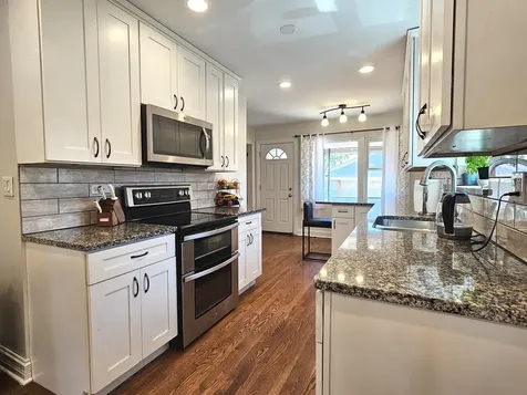 7119 West Sunnyside Avenue Norridge IL 60706