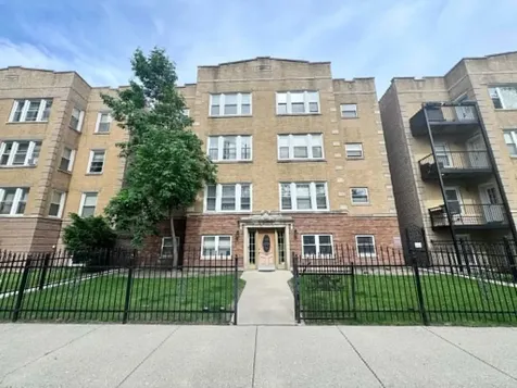 6115 North Claremont Avenue Chicago IL 60659