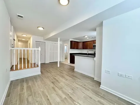 6115 North Claremont Avenue Chicago IL 60659