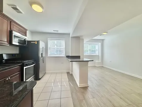 6115 North Claremont Avenue Chicago IL 60659