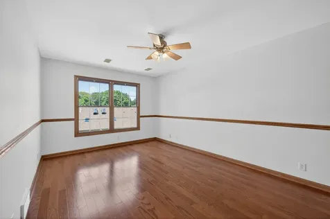 171 Mclaren Drive N Sycamore IL 60178