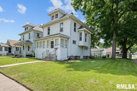 204 15TH Avenue East Moline IL 61244