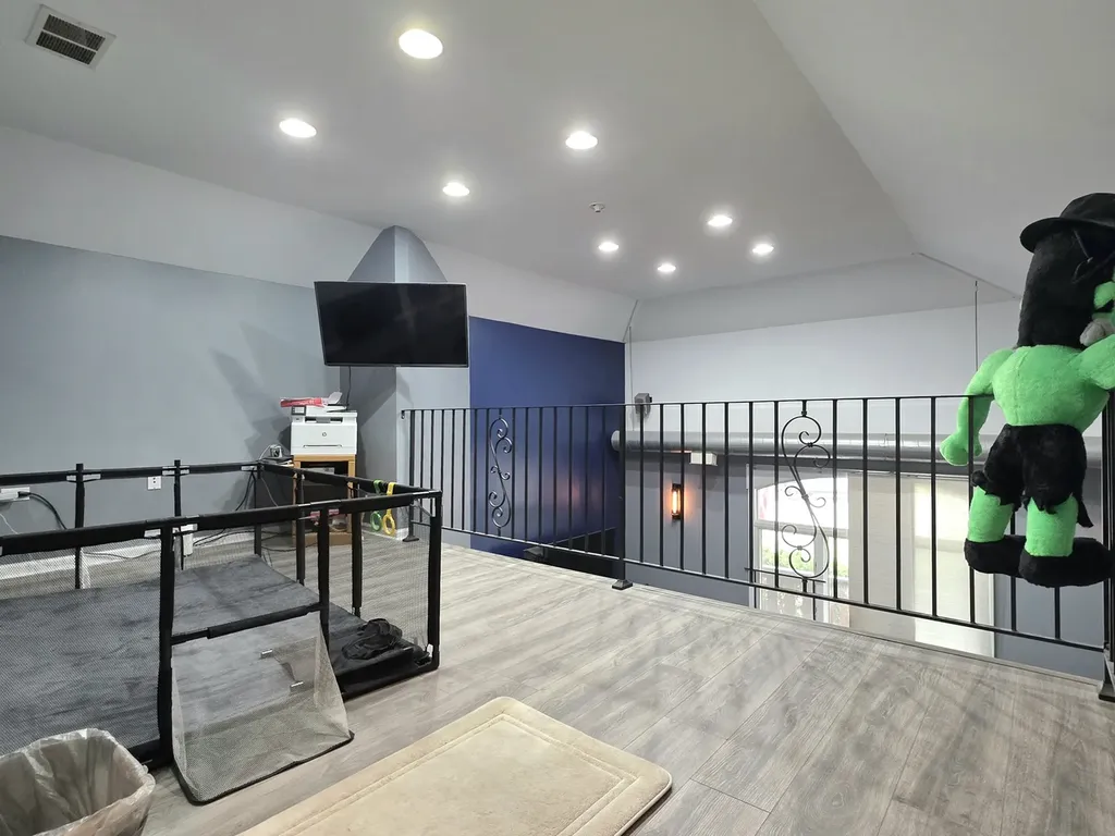 132 West 4th Avenue New Lenox IL 60451
