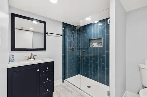 5710 West 58th Street Chicago IL 60638