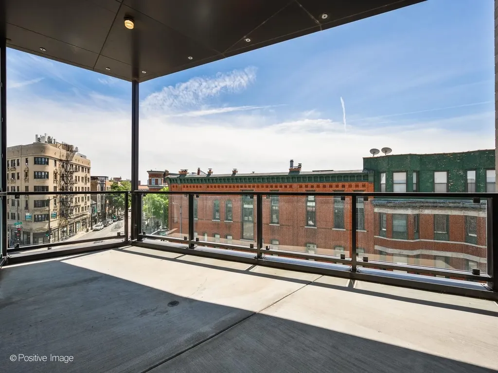2800 North Lincoln Avenue Chicago IL 60657