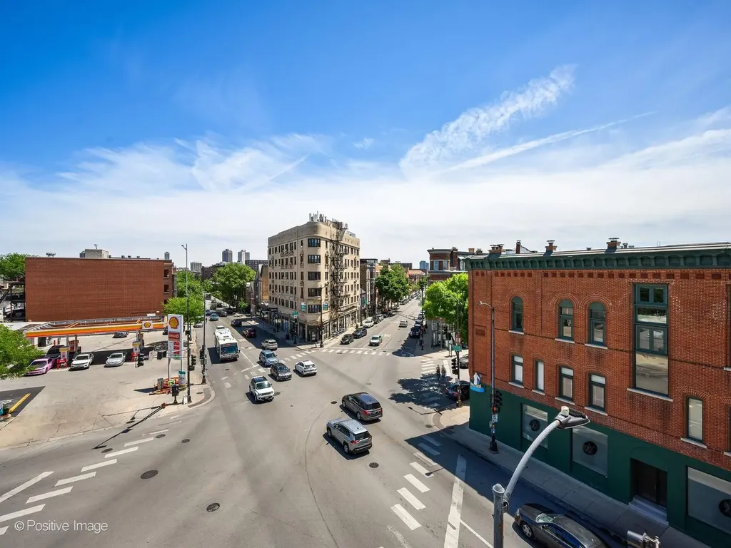 2800 North Lincoln Avenue Chicago IL 60657