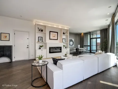 2800 North Lincoln Avenue Chicago IL 60657