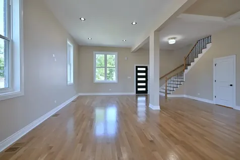 4857 West Hirsch Street Chicago IL 60651