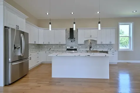 4857 West Hirsch Street Chicago IL 60651