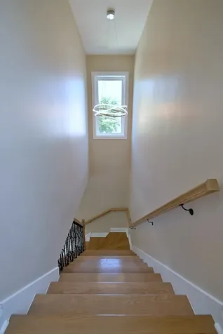 4857 West Hirsch Street Chicago IL 60651