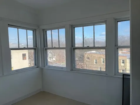 7067 North Ridge Boulevard Chicago IL 60645
