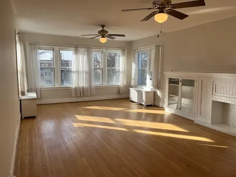 7067 North Ridge Boulevard Chicago IL 60645