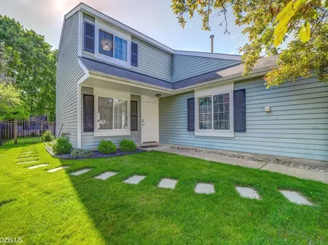 447 Ferndale Court Buffalo Grove IL 60089