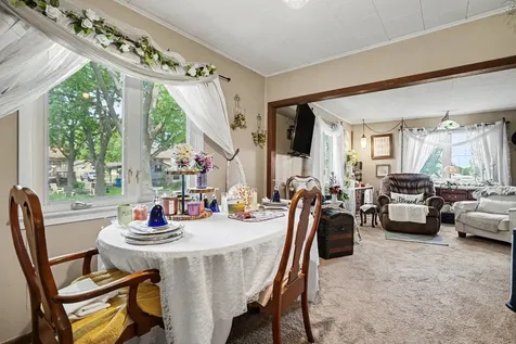 5203 West Court Street Monee IL 60449