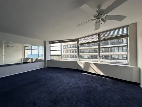 5757 North Sheridan Avenue Chicago IL 60660