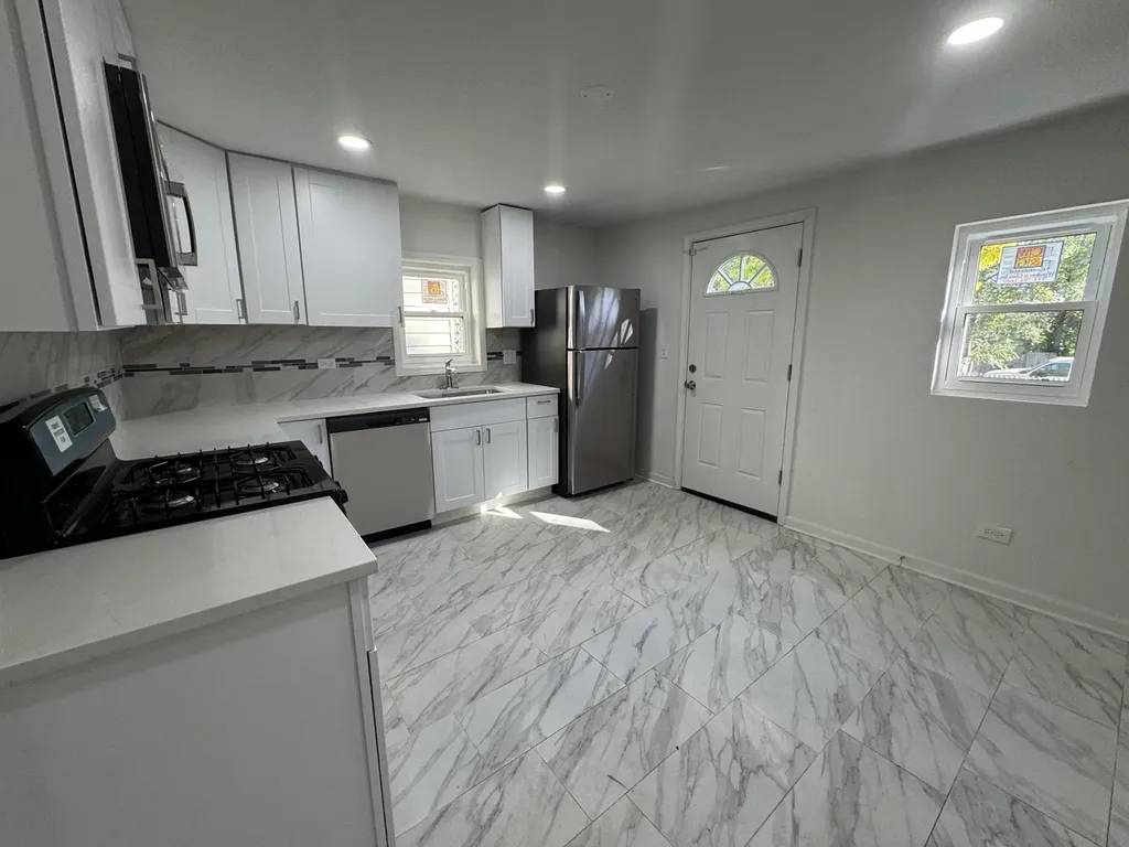 11333 South Edbrooke Avenue Chicago IL 60628