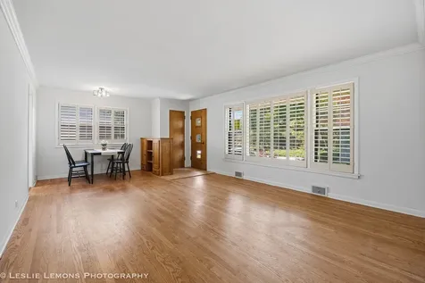4089 Western Avenue Western Springs IL 60558