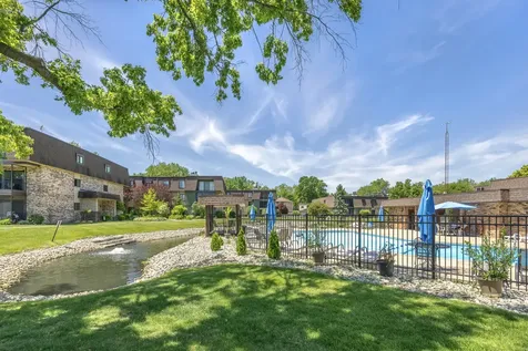 11136 Center Road Palos Hills IL 60465