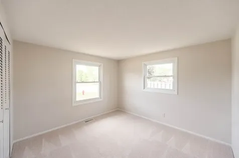 2212 Fairview Lane Mchenry IL 60051