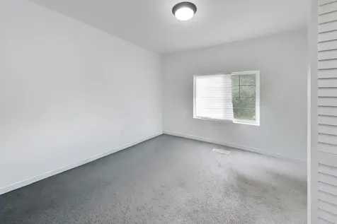 13723 South Springfield Avenue Robbins IL 60472