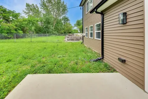 13723 South Springfield Avenue Robbins IL 60472
