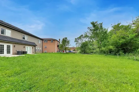 13723 South Springfield Avenue Robbins IL 60472