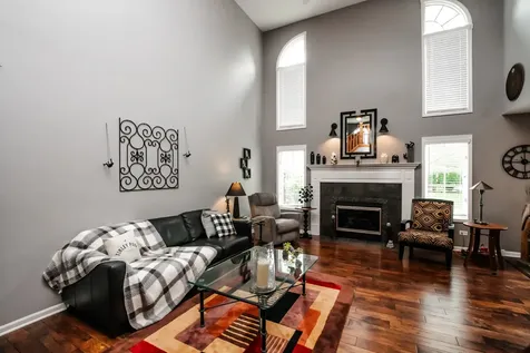 18120 Bramlett Drive Tinley Park IL 60487