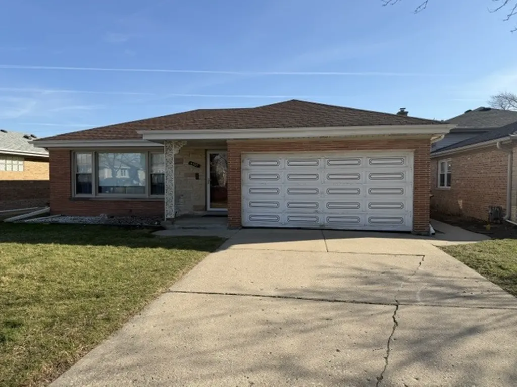 5737 West Warren Street Morton Grove IL 60053