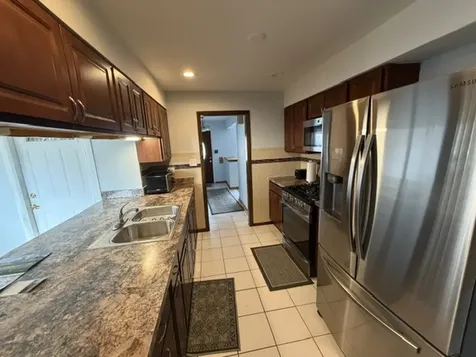 5737 West Warren Street Morton Grove IL 60053